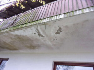 Auskragender Stahlbetonarm