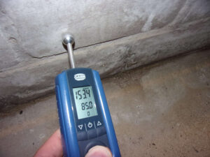 Kapillar aufsteigende Wandfeuchtigkeit